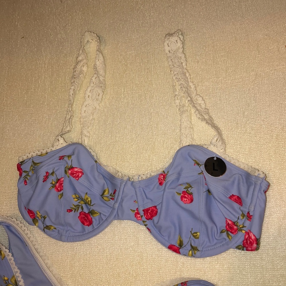 2 pc bikini - Picture 3 of 6